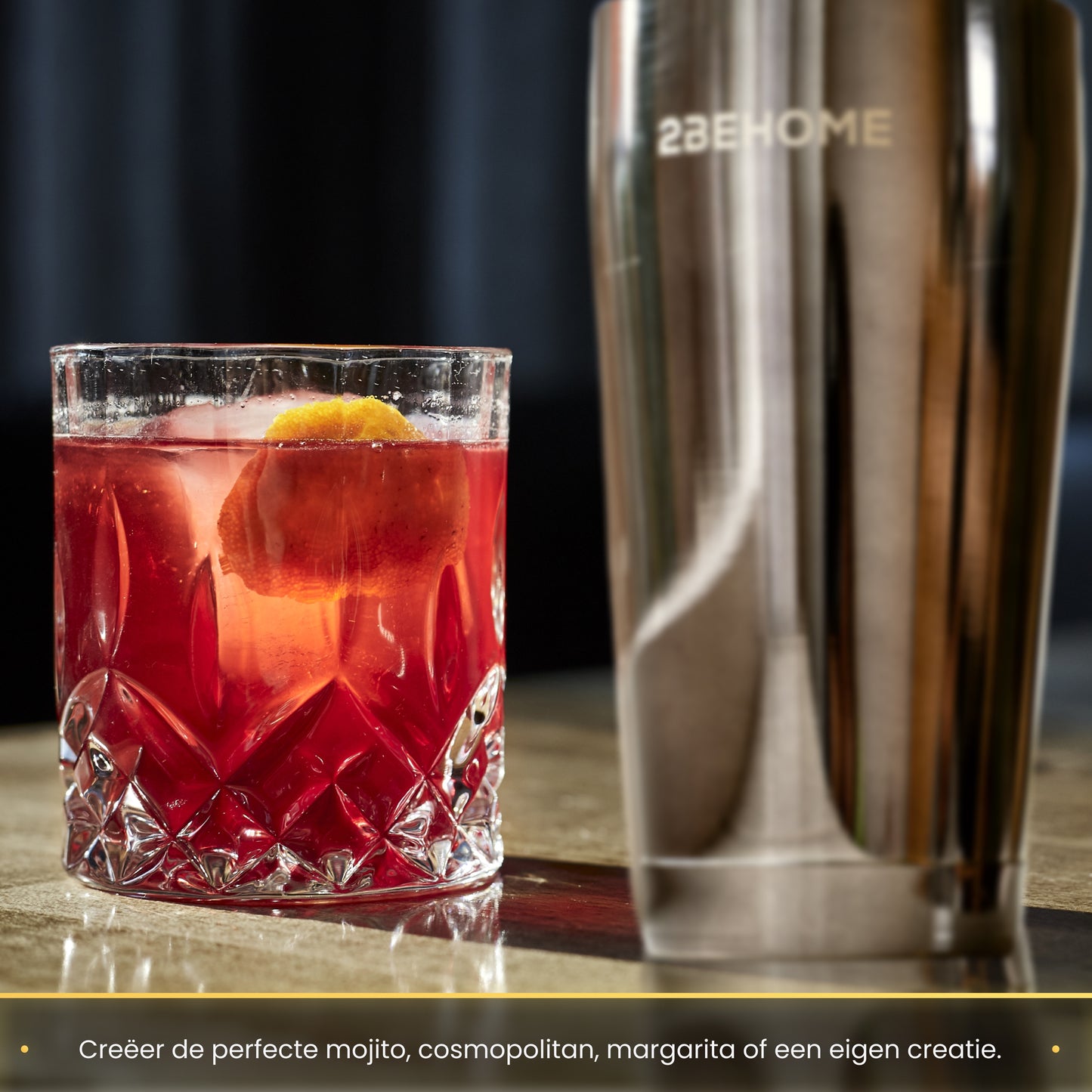 2BEHOME Cocktailset met Houder - Incl. Cocktail Shaker (750ml) & Cocktail Boek met Recepten