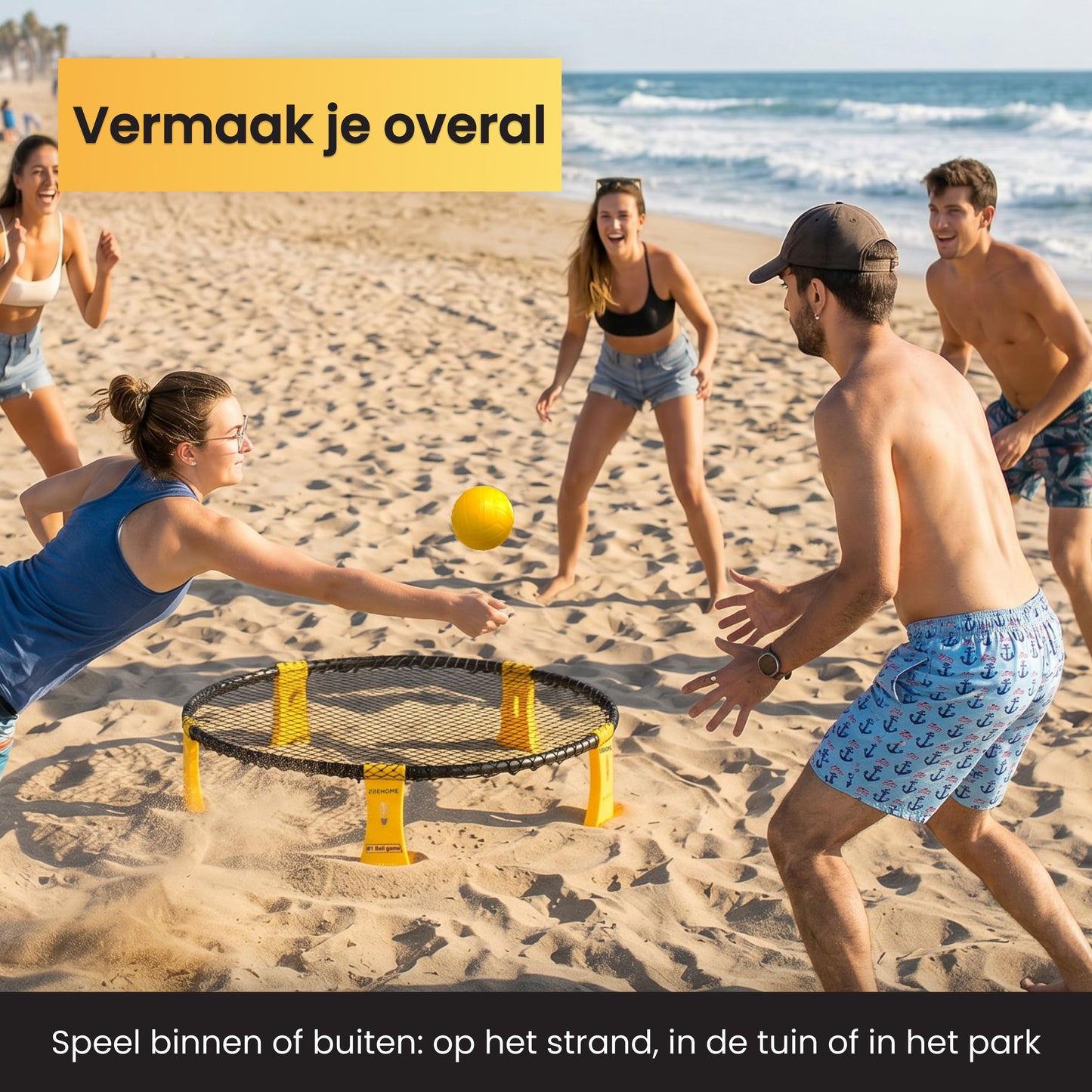 spike ball op het strand